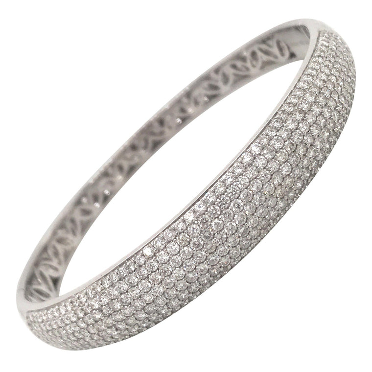 18k White Gold Pave Diamond Bangle Bracelet (3.75ct)
