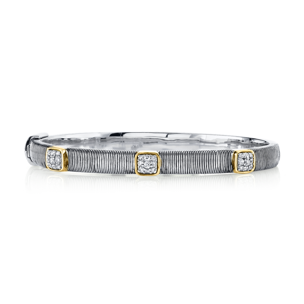 SST01094 - SS/18KY .36CT DIA 3 STATION BANGLE