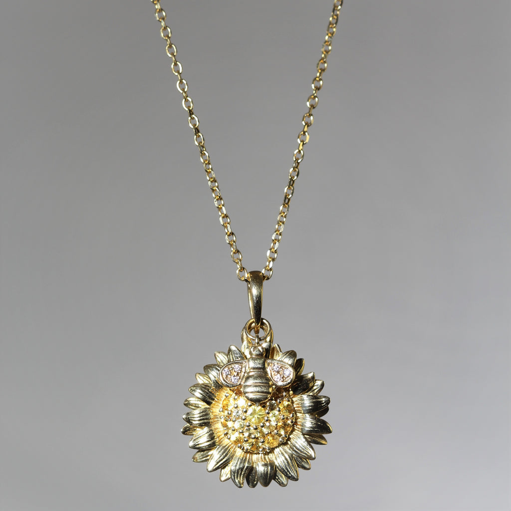 18k Yellow Gold Bee & Sunflower Yellow Sapphire Pendant Necklace